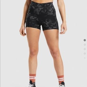 Gymshark KK Fit Shorts black camo